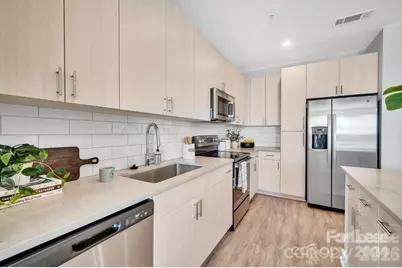 2020 W Morehead Street #Tango, Charlotte, NC 28208 - Photo 19
