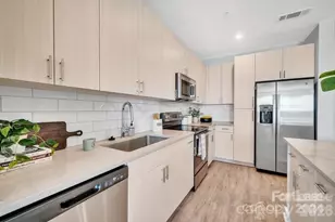 2020 W Morehead St, Charlotte, NC 28208 - Photo 19