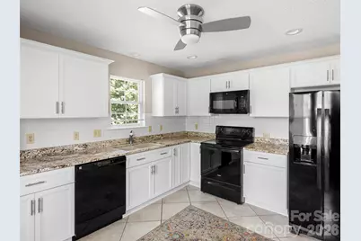 1301 Hyde Park Drive, Asheville, NC 28806 - Photo 9