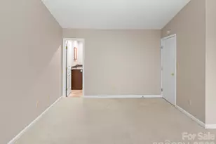 1301 Hyde Park Dr, Asheville, NC 28806 - Photo 15
