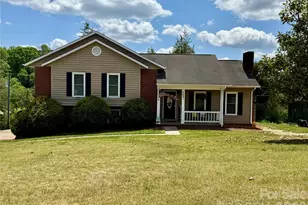4491 Magnolia Ln, Hudson, NC 28638 - Photo 1