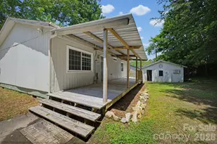 488 John Swofford Rd, Nebo, NC 28761 - Photo 23