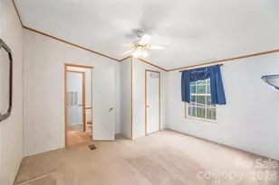 992 Brickyard Rd, Horse Shoe, NC 28742 - Photo 17
