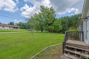 992 Brickyard Rd, Horse Shoe, NC 28742 - Photo 21