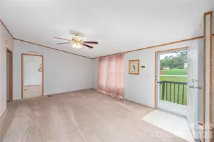 992 Brickyard Rd, Horse Shoe, NC 28742 - Photo 3