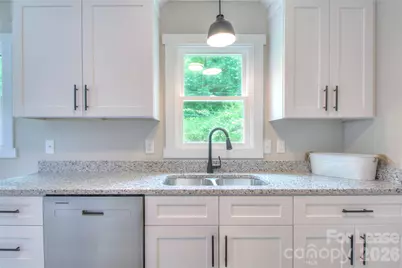 1016 Sharon Drive, Waxhaw, NC 28173 - Photo 5