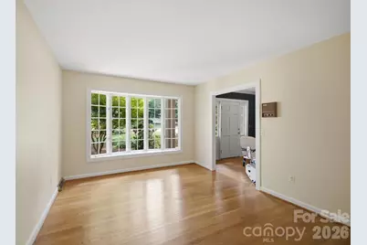 710 37th Avenue NE, Hickory, NC 28601 - Photo 7