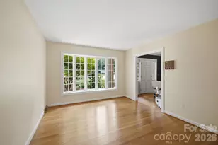 710 37th Ave NE, Hickory, NC 28601 - Photo 7