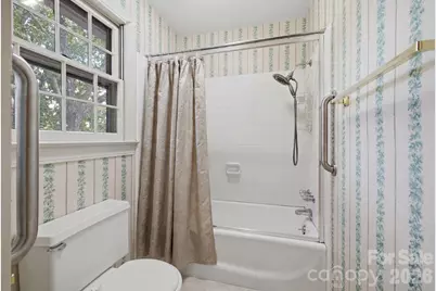 710 37th Avenue NE, Hickory, NC 28601 - Photo 39