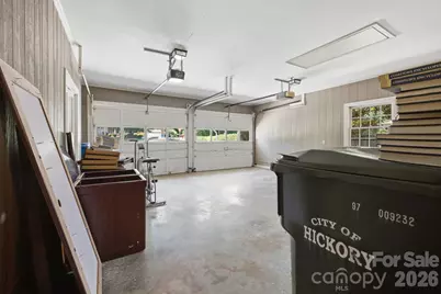 710 37th Avenue NE, Hickory, NC 28601 - Photo 17