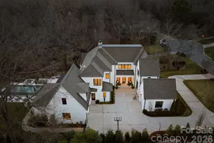 4420 Forest Hills Dr, Charlotte, NC 28226 - Photo 5