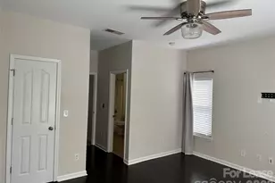 164 Parkwood Ave, Charlotte, NC 28206 - Photo 13
