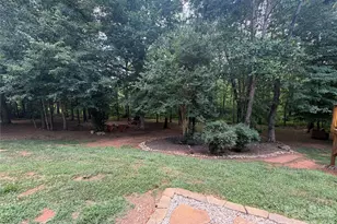 1448 Brookstone Dr, Hickory, NC 28602 - Photo 35
