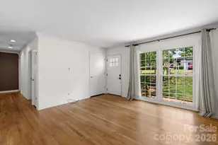 62 First St, Asheville, NC 28803 - Photo 5