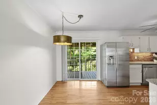 62 First St, Asheville, NC 28803 - Photo 7