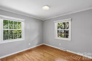 62 First St, Asheville, NC 28803 - Photo 11