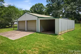 1809 Drexel Rd, Valdese, NC 28690 - Photo 11