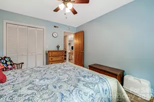 1325 4th Ave W, Hendersonville, NC 28739 - Photo 27