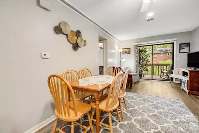 1325 4th Avenue W #C, Hendersonville, NC 28739 - Photo 7