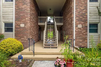 1325 4th Avenue W #C, Hendersonville, NC 28739 - Photo 3