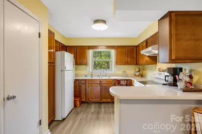 1325 4th Avenue W #C, Hendersonville, NC 28739 - Photo 15