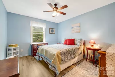 1325 4th Avenue W #C, Hendersonville, NC 28739 - Photo 25