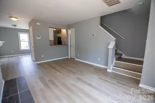 3142 Driftwood Dr, Charlotte, NC 28205 - Photo 7