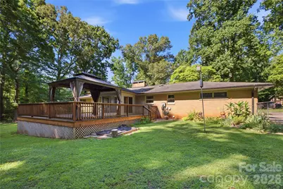 7008 Linda Lake Drive, Charlotte, NC 28215 - Photo 39