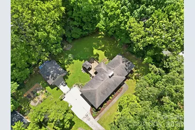 7008 Linda Lake Drive, Charlotte, NC 28215 - Photo 41