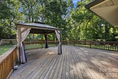 7008 Linda Lake Drive, Charlotte, NC 28215 - Photo 35