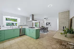7008 Linda Lake Dr, Charlotte, NC 28215 - Photo 11