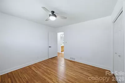 7008 Linda Lake Drive, Charlotte, NC 28215 - Photo 25