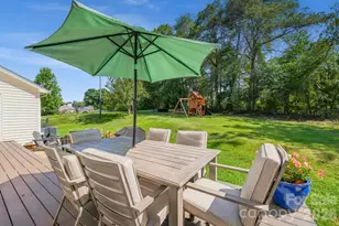1171 37th Ave Dr NE, Hickory, NC 28601 - Photo 27