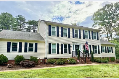 1171 37th Avenue Drive NE, Hickory, NC 28601 - Photo 1