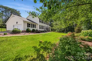 1171 37th Ave Dr NE, Hickory, NC 28601 - Photo 3