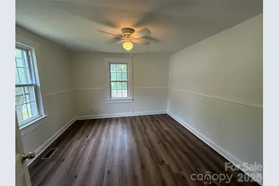276 Kathy Street, Marion, NC 28752 - Photo 9