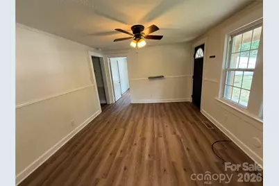 276 Kathy Street, Marion, NC 28752 - Photo 5