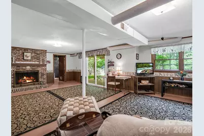 390 Mountain Laurel Drive, Columbus, NC 28722 - Photo 35