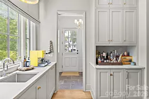 911 Colville Rd, Charlotte, NC 28207 - Photo 21
