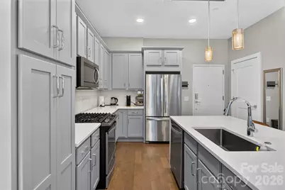 2401 Euclid Avenue #206, Charlotte, NC 28203 - Photo 5