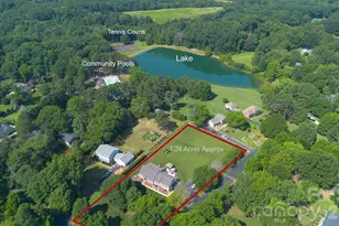 3231 Windrow Ln, Matthews, NC 28105 - Photo 1