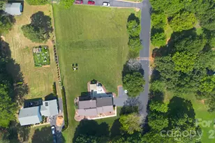 3231 Windrow Ln, Matthews, NC 28105 - Photo 39