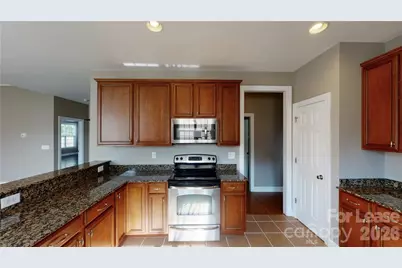 8517 Delamere Lane, Charlotte, NC 28269 - Photo 11