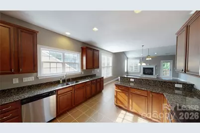 8517 Delamere Lane, Charlotte, NC 28269 - Photo 9