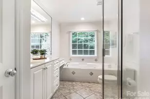 5020 Glenbrier Dr, Charlotte, NC 28212 - Photo 17