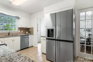 5020 Glenbrier Dr, Charlotte, NC 28212 - Photo 11
