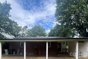 327 Arrowood St SE, Lenoir, NC 28645 - Photo 11