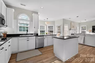 10513 Orchid Hill Ln, Charlotte, NC 28277 - Photo 15