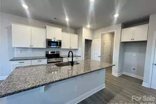721 Inwood Hill Dr, Gastonia, NC 28056 - Photo 9