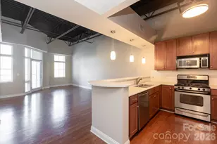 3920 Sharon Rd, Charlotte, NC 28211 - Photo 7